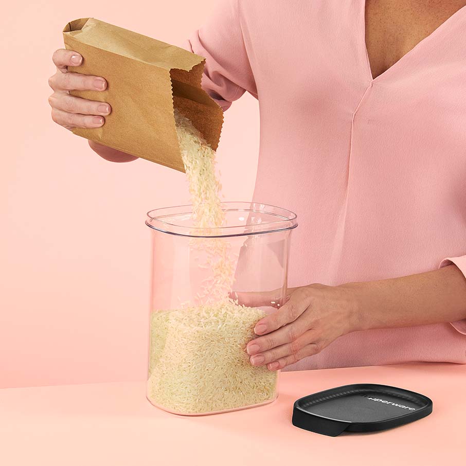 Tupperware? Ultra Clear Oval | 9? cup / 2.2 L - Image 3